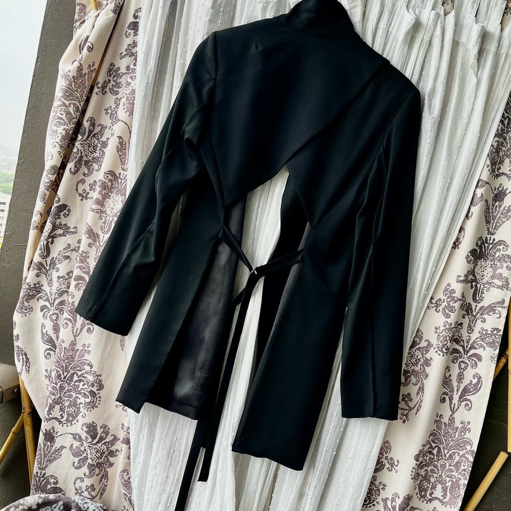 Elegant Black Women's Blazer with Front Tie/Buckle Tie Open Back